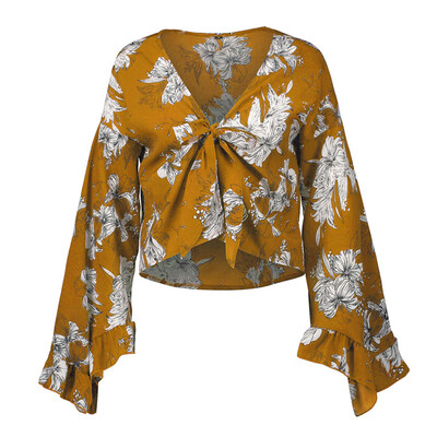 Women Casual Sexy V-neck T-shirt Flared Sleeves Irregular Flower Print Pattern Short Top T-shirt
Women Casual Sexy V-neck T-shirt Flared Sleeves Irregular Flower Print Pattern Short Top T-shirt