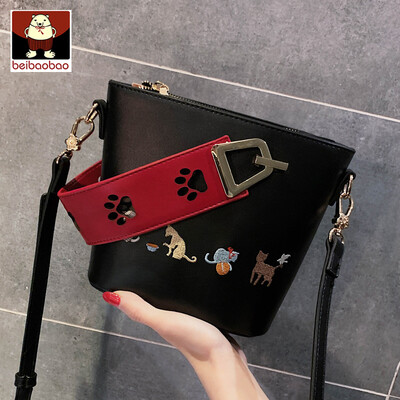 Internet celebrity bucket bag 2019 new handbag leisure oblique bag fashion simple bag
Internet celebrity bucket bag 2019 new handbag leisure oblique bag fashion simple bag