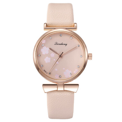New creative flower ladies diamond belt quartz watch female casual student watch
New creative flower ladies diamond belt quartz watch female casual student watch