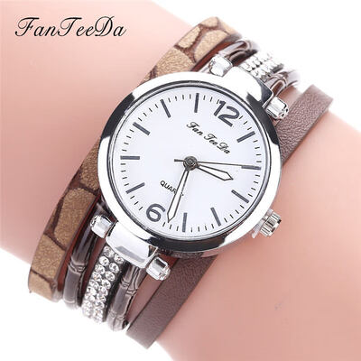 High Quality Womens Watches Exquisite Dial Ladies Fashion Quartz Wristwatch Leather Winding Bracelet Clock Relogio Feminino
High Quality Womens Watches Exquisite Dial Ladies Fashion Quartz Wristwatch Leather Winding Bracelet Clock Relogio Feminino