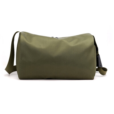 A simple one-shoulder bag for men&women with the same solid color&outdoor large capacity light cloth bag
A simple one-shoulder bag for men&women with the same solid color&outdoor large capacity light cloth bag
