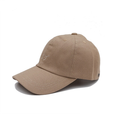 Hat lady Korean version of summer sunshade cap simple embroidered baseball cap outdoor leisure sports 100 duck tongue cap tide
Hat lady Korean version of summer sunshade cap simple embroidered baseball cap outdoor leisure sports 100 duck tongue cap tide