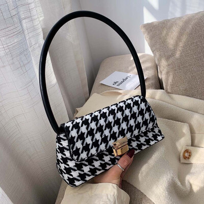Tailored Fashion Women Plaid Pattern Crossbody Bag Shoulder Bag Messenger Bag Casual Tote
Tailored Fashion Women Plaid Pattern Crossbody Bag Shoulder Bag Messenger Bag Casual Tote