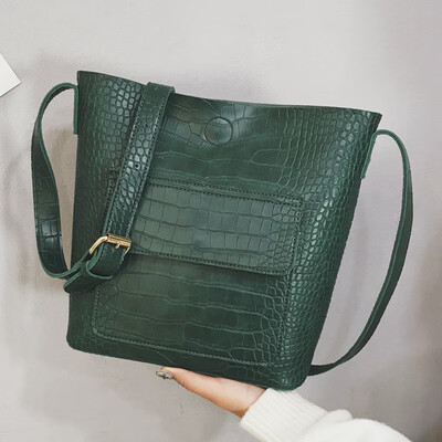 Small bag women 2019 new shoulder slung womens bags Korean fashion retro small square bag simple Joker
Small bag women 2019 new shoulder slung womens bags Korean fashion retro small square bag simple Joker
