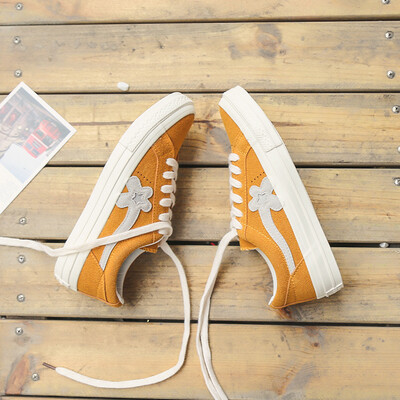 Comet EVENSTAR casual shoes TTC joint small flower canvas shoes chic shoes flip fur men&women couple shoes
Comet EVENSTAR casual shoes TTC joint small flower canvas shoes chic shoes flip fur men&women couple shoes