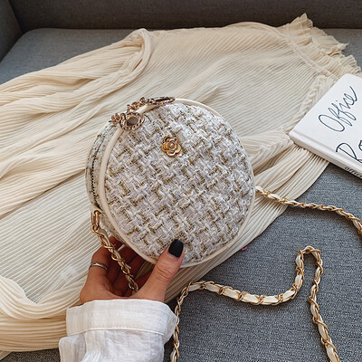 Foreign gas hair uh small bag girl 2019 new Korean version 100 lap oblique satchel chain single shoulder fashion round bag
Foreign gas hair uh small bag girl 2019 new Korean version 100 lap oblique satchel chain single shoulder fashion round bag