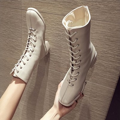 Retro fashion Martins female British style new autumn Europe&the United States thick heel square head handsome motorcycle boot
Retro fashion Martins female British style new autumn Europe&the United States thick heel square head handsome motorcycle boot