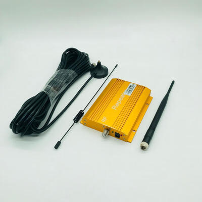 GSM 980MHz Upgraded 2G Portable Mobile Phone Signal Booster Amplifier - Golden-US Plug
GSM 980MHz Upgraded 2G Portable Mobile Phone Signal Booster Amplifier - Golden-US Plug