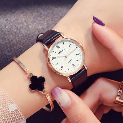 Small mens&womens lovers watch a pair of Korean fashion students leisure simple fashion waterproof new mens&womens wat
Small mens&womens lovers watch a pair of Korean fashion students leisure simple fashion waterproof new mens&womens wat
