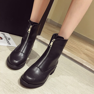 Simple fashion Martin boot girl autumn Korean version fashion rough follow British wind locomotive short boot tide
Simple fashion Martin boot girl autumn Korean version fashion rough follow British wind locomotive short boot tide