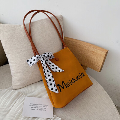 Korean version of 100 bags chic small fresh silk scarf womens bag the new 2019 Shangtot bag handbag single shoulder bag
Korean version of 100 bags chic small fresh silk scarf womens bag the new 2019 Shangtot bag handbag single shoulder bag