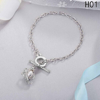 Antique Silver Color Charm Bracelet & Bangle With Oyster Pendant for Women Wedding Vintage Jewelry
Antique Silver Color Charm Bracelet & Bangle With Oyster Pendant for Women Wedding Vintage Jewelry