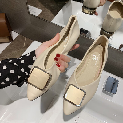 Single Shoe Women Summer Metal Button Evening Shoes Soft Bottom&Shallow Point Flat Bottom Shoes
Single Shoe Women Summer Metal Button Evening Shoes Soft Bottom&Shallow Point Flat Bottom Shoes