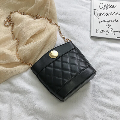 Advanced sense of the ocean bag female 2019 summer new rhombic embroidery line bucket handbags chic chain Messenger bag
Advanced sense of the ocean bag female 2019 summer new rhombic embroidery line bucket handbags chic chain Messenger bag