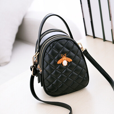 New wave womens bag Korean version of the fresh small fragrance fashion single shoulder Messenger bag PU handbags
New wave womens bag Korean version of the fresh small fragrance fashion single shoulder Messenger bag PU handbags