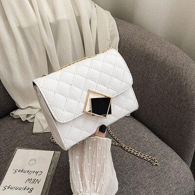 Casual temperament Sen wild slanting small square bag 2019 new Korean fashion simple rhombic chain shoulder bag
Casual temperament Sen wild slanting small square bag 2019 new Korean fashion simple rhombic chain shoulder bag