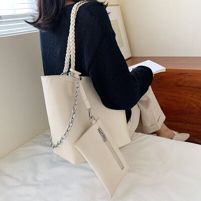 Advanced sense bag popular female bag 2019 new fashion large capacity wild shoulder bag foreign leisure handbag
Advanced sense bag popular female bag 2019 new fashion large capacity wild shoulder bag foreign leisure handbag
