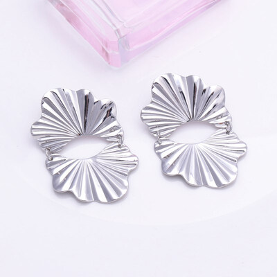 EK327 Simple Design Shiny Big Metal Earrings Exaggerate Gold Color Lotus Leaf Shaped Earrings for Women Flower Steampunk Jewelry
EK327 Simple Design Shiny Big Metal Earrings Exaggerate Gold Color Lotus Leaf Shaped Earrings for Women Flower Steampunk Jewelry