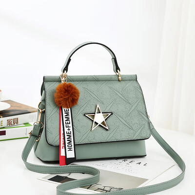 2019 spring new single shoulder diagonal small bag Korean PU leather fashion handbags Messenger small square bag
2019 spring new single shoulder diagonal small bag Korean PU leather fashion handbags Messenger small square bag