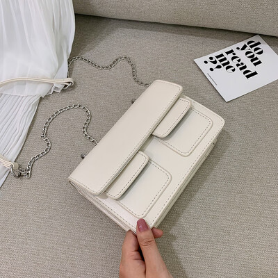 Fashion temperament chain bag 2019 new simple small fresh shoulder bag female casual wild Messenger small square bag
Fashion temperament chain bag 2019 new simple small fresh shoulder bag female casual wild Messenger small square bag