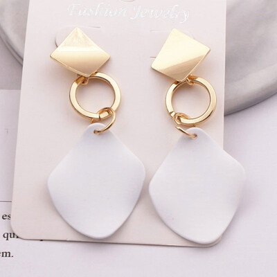 EK805 New Fashion Rhombus Sheets Pendant Earrings for Women Geometric Metal Square Long Dangle Earring Party Jewelry oorbellen
EK805 New Fashion Rhombus Sheets Pendant Earrings for Women Geometric Metal Square Long Dangle Earring Party Jewelry oorbellen