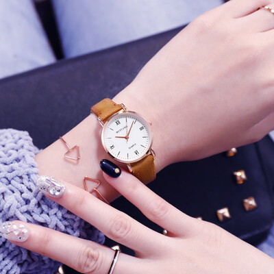 2019 Simple Women Watches Fashion Ladies Minimalist Leather Band Quartz Wristwatches Female Clock Relogio Feminino Montre Femme
2019 Simple Women Watches Fashion Ladies Minimalist Leather Band Quartz Wristwatches Female Clock Relogio Feminino Montre Femme