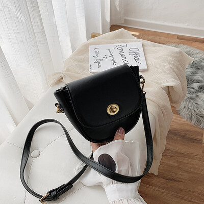 Qiao Bani 2019 new South Korea ins fashion solid color simple lock saddle bag wild single shoulder diagonal handbag
Qiao Bani 2019 new South Korea ins fashion solid color simple lock saddle bag wild single shoulder diagonal handbag