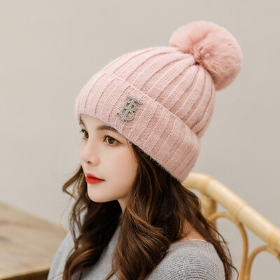 Hat women fallwinter Korean version of wool ball wool lettering thickened thermal head cap solid color outdoor knit cap wholesale
Hat women fallwinter Korean version of wool ball wool lettering thickened thermal head cap solid color outdoor knit cap wholesale