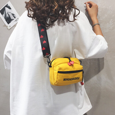 Net red pouch handbags new 2019 fashion canvas bag female shoulder summer small fresh wild ins Messenger bag
Net red pouch handbags new 2019 fashion canvas bag female shoulder summer small fresh wild ins Messenger bag