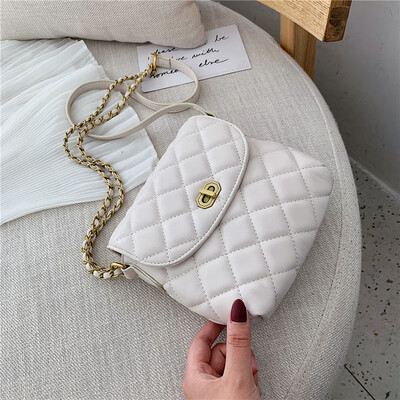 Summer new ins super fire bag female 2019 new Korean version of the wild single shoulder slung fashion rhombic chain bag
Summer new ins super fire bag female 2019 new Korean version of the wild single shoulder slung fashion rhombic chain bag