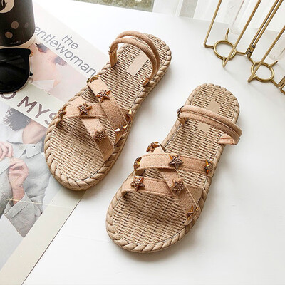 Xiabai ins gentle evening shoes with long skirt rubber cool shoes fairy wind flat bottom
Xiabai ins gentle evening shoes with long skirt rubber cool shoes fairy wind flat bottom