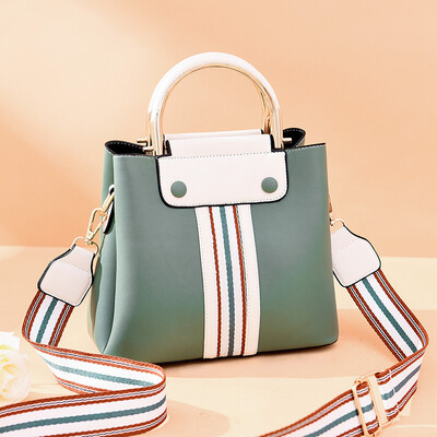 New explosion fashion single shoulder bag ribbon color matching handbag trend slanting big bag handbags
New explosion fashion single shoulder bag ribbon color matching handbag trend slanting big bag handbags