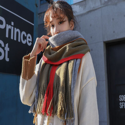 Korean version of the new color matching scarf autumn&winter womens cashmere couples two-color stitching thick warm winter couple bib
Korean version of the new color matching scarf autumn&winter womens cashmere couples two-color stitching thick warm winter couple bib