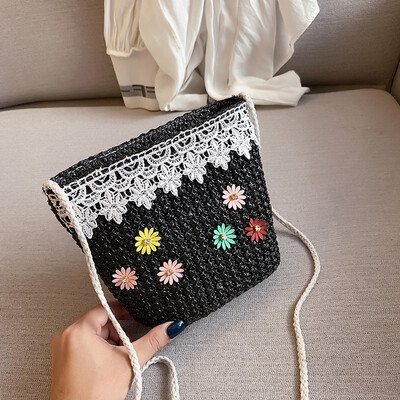 2019 new Sen cute flower woven bag little fairy wild temperament bucket bag fashion lace Messenger bag
2019 new Sen cute flower woven bag little fairy wild temperament bucket bag fashion lace Messenger bag