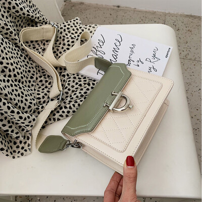 Small square bag new 2019 tide Korean Joker Messenger bag Joker ins texture wide shoulder strap shoulder bag
Small square bag new 2019 tide Korean Joker Messenger bag Joker ins texture wide shoulder strap shoulder bag