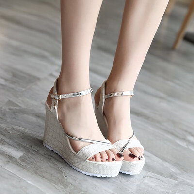 Slope heel sandals female summer thick-soled muffin shoes students Korean version 100 waterproof platform high heel female shoes t
Slope heel sandals female summer thick-soled muffin shoes students Korean version 100 waterproof platform high heel female shoes t