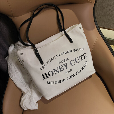 Popular female bag 2019 new fashion big bag foreign air canvas bag ladies shoulder bag wild ins shopping bag
Popular female bag 2019 new fashion big bag foreign air canvas bag ladies shoulder bag wild ins shopping bag
