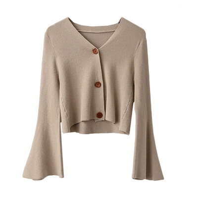Sweaters For Female Autumn Cardigan Trumpet Sleeve Knitted Solid Color Loose Sweaters Harajuku Sweet Women Jumpers
Sweaters For Female Autumn Cardigan Trumpet Sleeve Knitted Solid Color Loose Sweaters Harajuku Sweet Women Jumpers