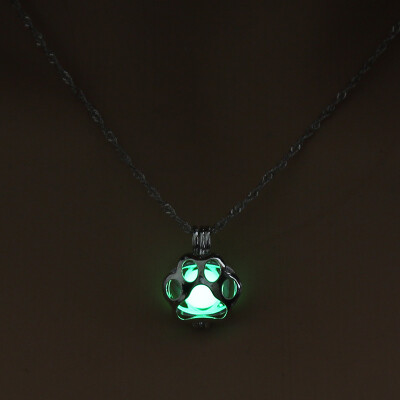 Sale Glow in the Dark necklace KogMaw Dog Paw silver Chain Jewelry Pendants & Necklaces Mens Punk Dog Paw Necklace
Sale Glow in the Dark necklace KogMaw Dog Paw silver Chain Jewelry Pendants & Necklaces Mens Punk Dog Paw Necklace
