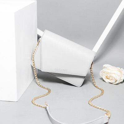 Summer ins Joker small ladies on the texture chain shoulder Messenger bag fashion small fresh
Summer ins Joker small ladies on the texture chain shoulder Messenger bag fashion small fresh