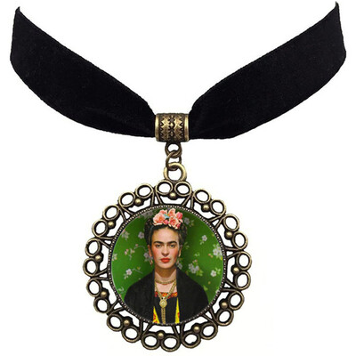 Fri-da Kah-lo Gemstone Necklace Velvet Self Portrait Pattern Woman Jewelry Art Pendant
Fri-da Kah-lo Gemstone Necklace Velvet Self Portrait Pattern Woman Jewelry Art Pendant