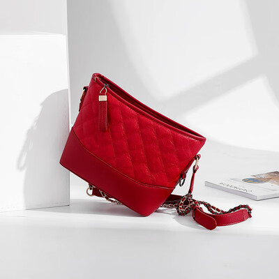 One-shoulder sloping bag Korean version of Xiaoxiangfengnu Bag with Ins Superheated Chic Chain
One-shoulder sloping bag Korean version of Xiaoxiangfengnu Bag with Ins Superheated Chic Chain