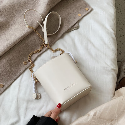 Fashion pop bag 2019 new online celebrity same chain bag Korean version fan you bucket bag simple oblique satchel bag
Fashion pop bag 2019 new online celebrity same chain bag Korean version fan you bucket bag simple oblique satchel bag