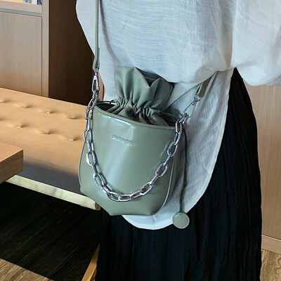 Female bag 2019 new wild net red handbag ocean bucket bag summer small fresh fashion ins Messenger bag
Female bag 2019 new wild net red handbag ocean bucket bag summer small fresh fashion ins Messenger bag