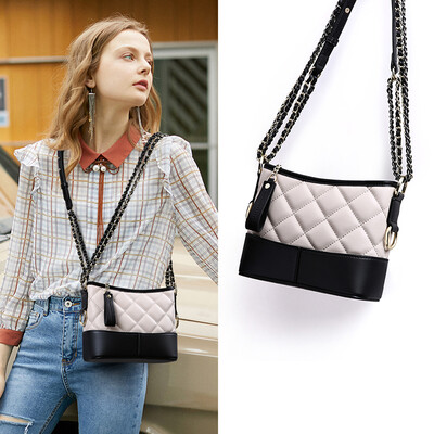 Viney leather bag female bag autumn&winter Korean version of the mobile wild shoulder bag female rhombic ins mini Messenger bag lady bag rice white
Viney leather bag female bag autumn&winter Korean version of the mobile wild shoulder bag female rhombic ins mini Messenger bag lady bag rice white