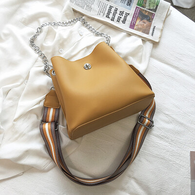 Advanced sense bag Western style handbag 2019 new wave Korean fashion broadband shoulder bag wild diagonal package
Advanced sense bag Western style handbag 2019 new wave Korean fashion broadband shoulder bag wild diagonal package
