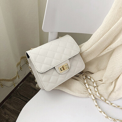 2019 new Korean version of the simple&simple rhombic chain shoulder bag casual temperament Sen system wild Messenger small square bag
2019 new Korean version of the simple&simple rhombic chain shoulder bag casual temperament Sen system wild Messenger small square bag