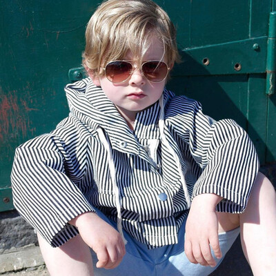 Fashion Kids Stripe Coat Boys Girls Thick Coat Hooded Winter Jacket Clothes 
Fashion Kids Stripe Coat Boys Girls Thick Coat Hooded Winter Jacket Clothes