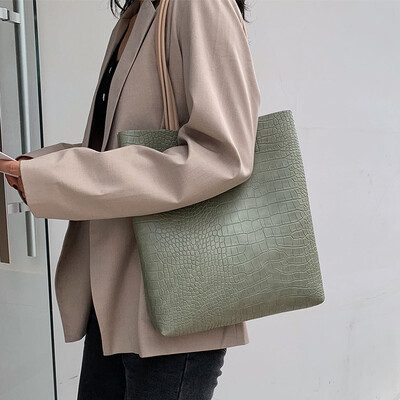 Bag female bag new 2019 Korean version of the fashion large-capacity one-shoulder bucket bag foreign gas crocodile pattern shopping bag
Bag female bag new 2019 Korean version of the fashion large-capacity one-shoulder bucket bag foreign gas crocodile pattern shopping bag