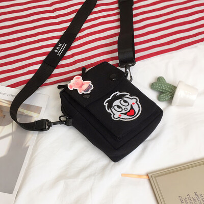 Cartoon small bag female 2019 new fashion wild cute Wang Tsai bag Korean version of Harajuku canvas shoulder Messenger bag
Cartoon small bag female 2019 new fashion wild cute Wang Tsai bag Korean version of Harajuku canvas shoulder Messenger bag